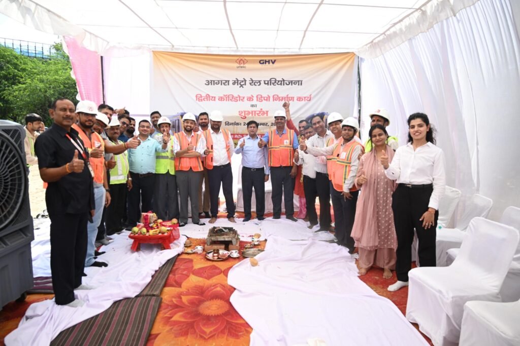 आगरा मेट्रो के दूसरे डिपो का निर्माण फूल सैयद चौराहे के पास शुरू हुआ। इसे पुरानी मंडी डिपो से जोड़ा जाएगा, जिससे 28 ट्रेनों का संचालन आसान होगा।