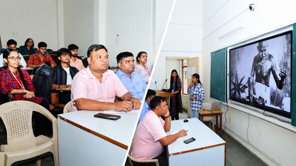 सीएसजेएमयू कानपुर में गांधी पर डॉक्यूमेंट्री की स्क्रीनिंग देखते विद्यार्थी